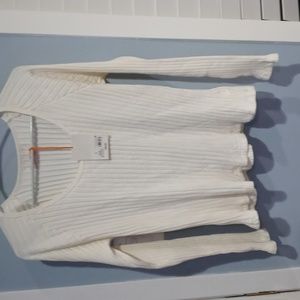Ivory Large knit top pit 20